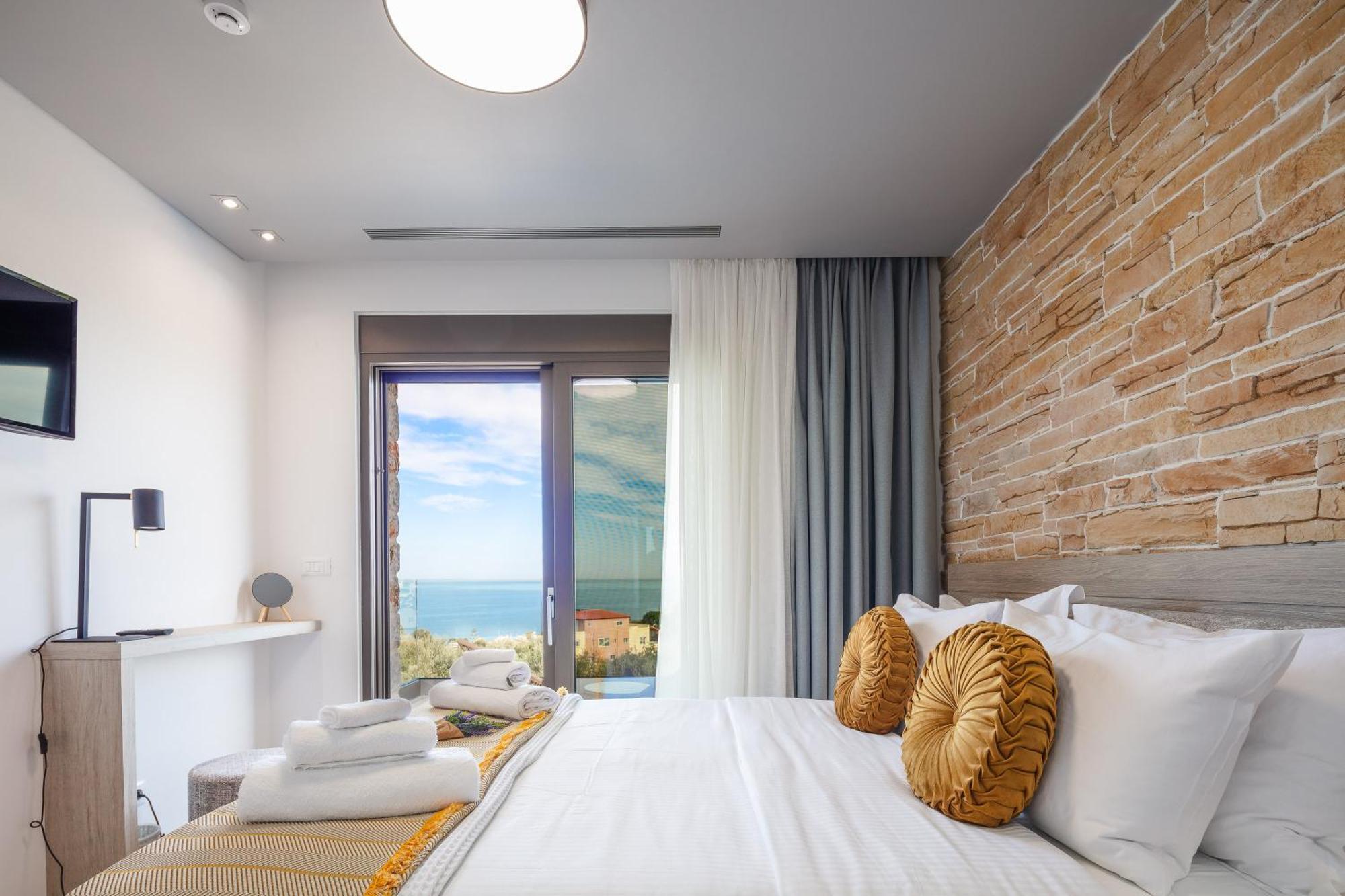 Oinolithos Luxury Villas Kalamaki Exterior foto